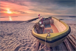 Posterlounge Leinwandbild 30 x 20 cm: Fischerboot am Strand von Ahrenshoop (Darß/Ostsee) von Dirk Wiemer - fertiges Wandbild, Bild auf Keilrahmen, Fertigbild auf echter Leinwand, Leinwanddruck - 1