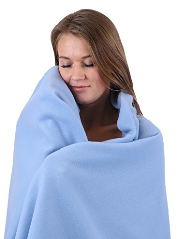 Betz 2 Stück Maxi Fleecedecke Kuscheldecke in Größe 140x190 cm Qualität 220 g/m Farbe hellblau - 3