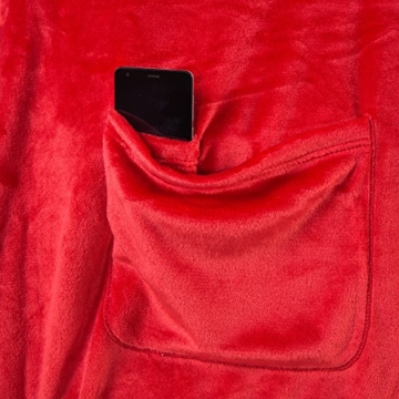 DecoKing 97267 TV-Decke 150x180 cm rot Microfaser Kuscheldecke mit Ärmeln und Taschen Mikrofaserdecke Fleecedecke weich sanft Füßtasche Tagesdecke red Lazy - 4